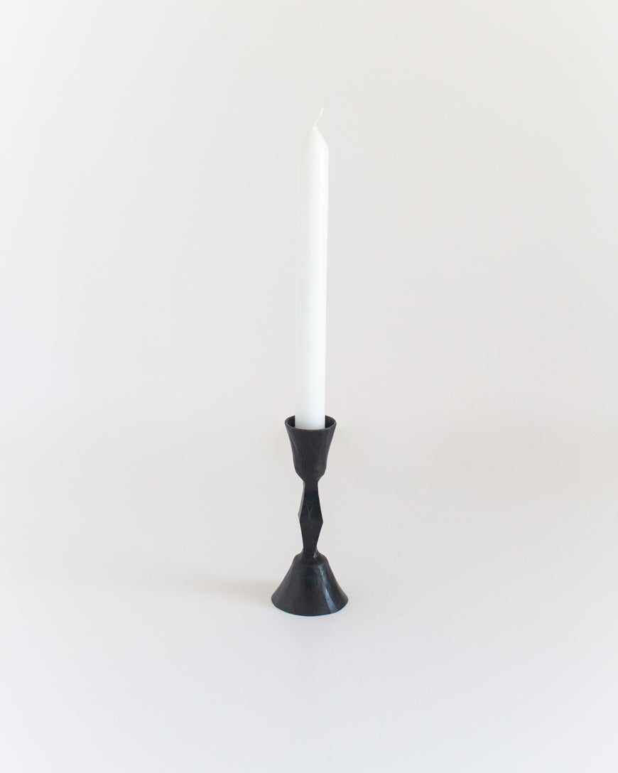 Diamond-Texture Iron Candle Stand – Low, Black